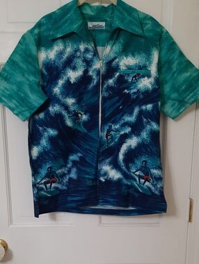 Vintage Surf Print Men's Short Sleeve Shirt - Teal Blue